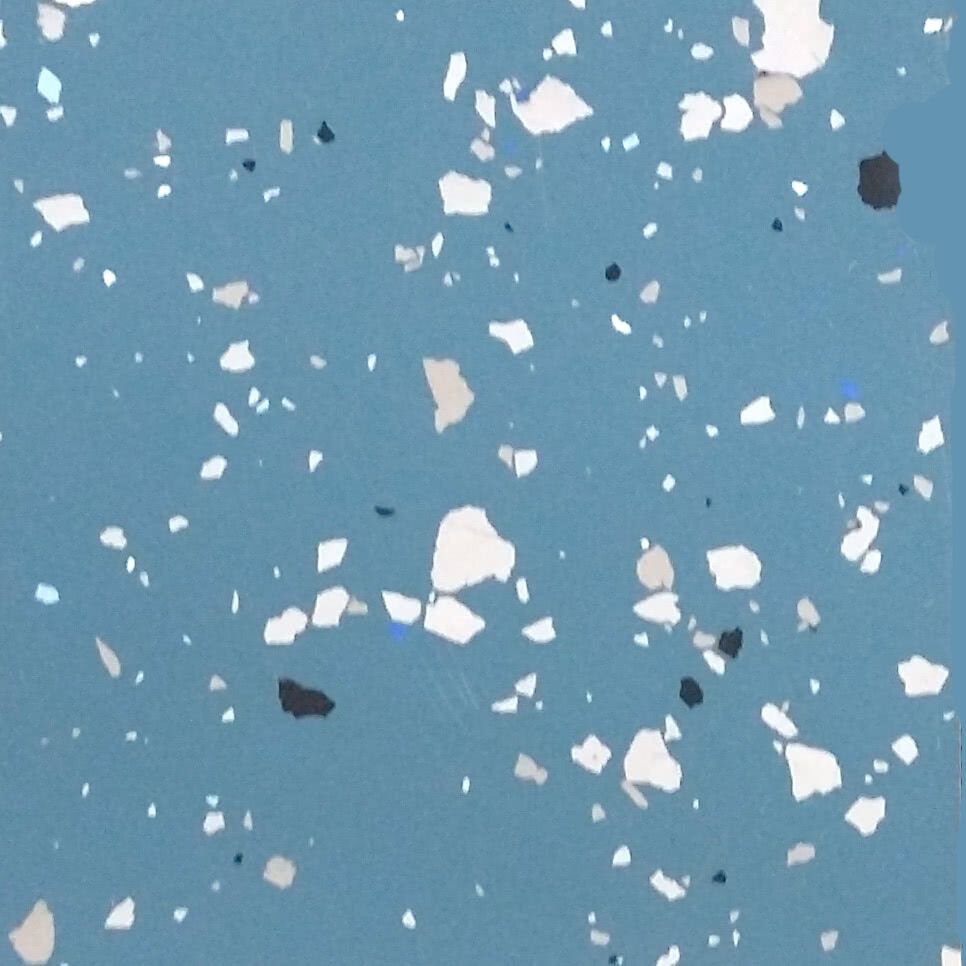 Голубой наливной эпоксидный пол БИРСС МУЛЬТИПОЛ с декором флоками